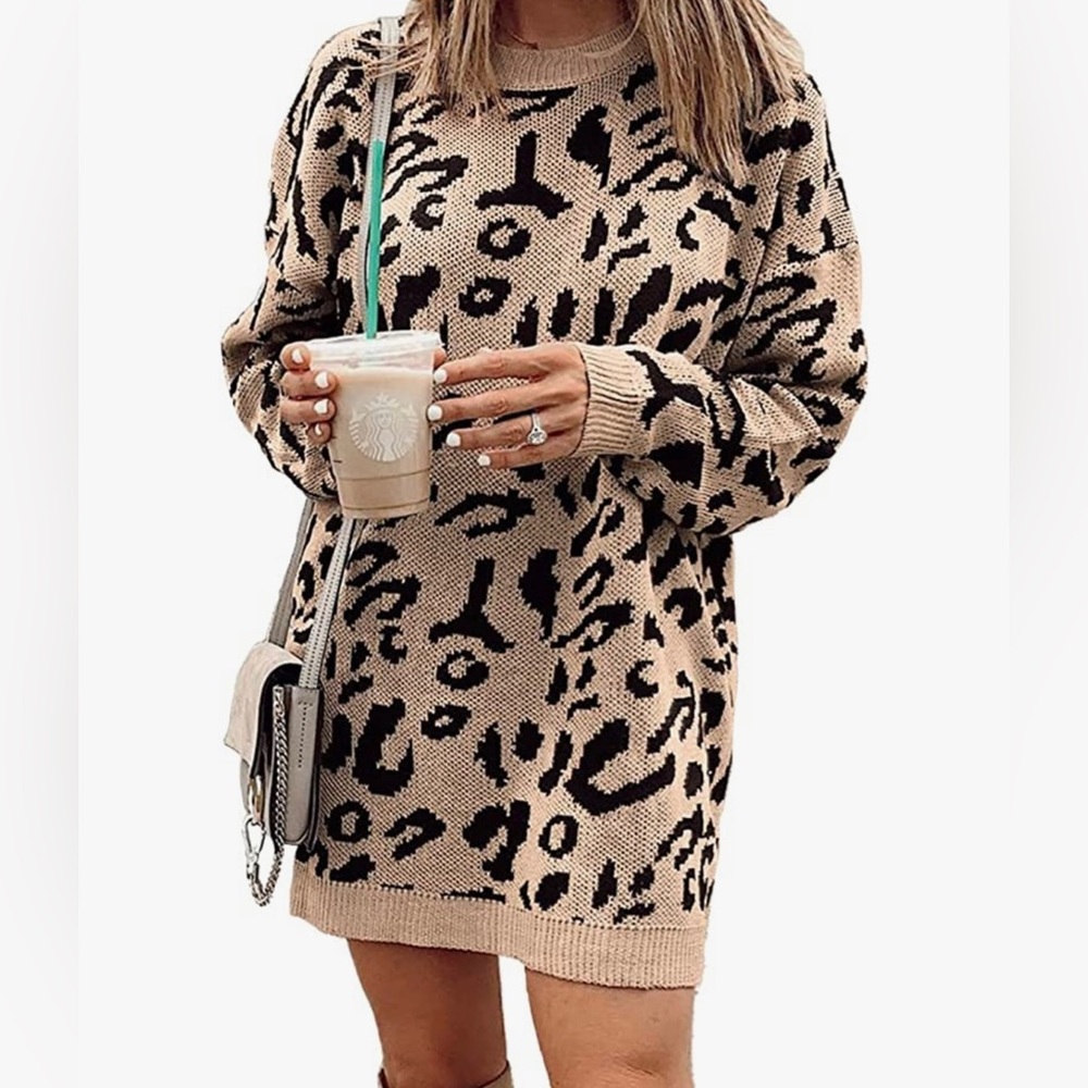 Pretty Garden cheetah print oversized sweater